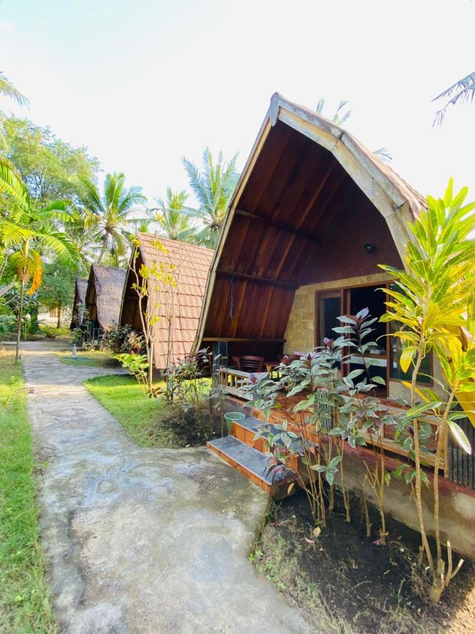Lombok Indah Bungalow 길리 아이르 외부 사진